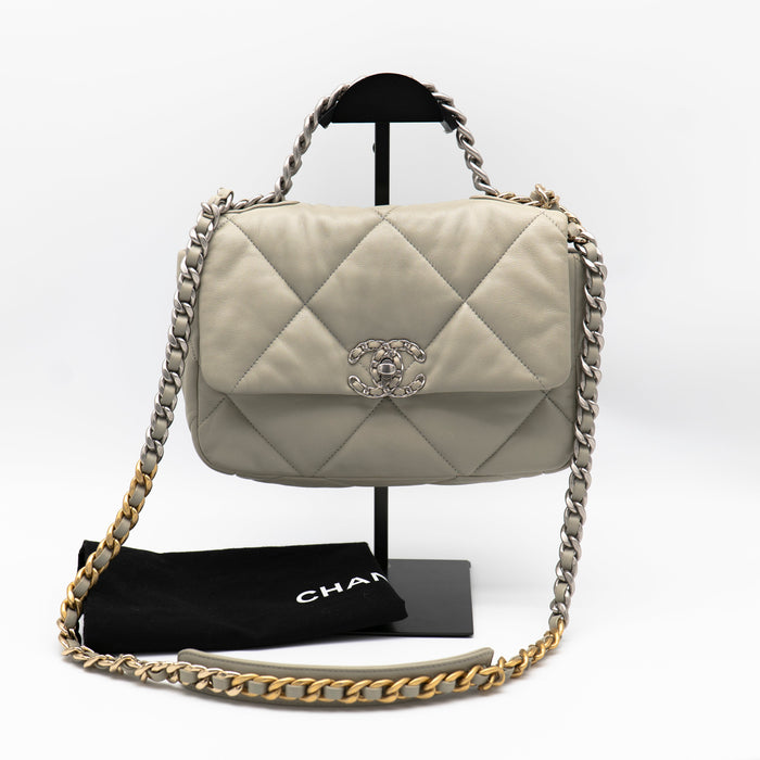 CHANEL 19 Medium 22C Light Gray Lambskin Quilted Mixed HW