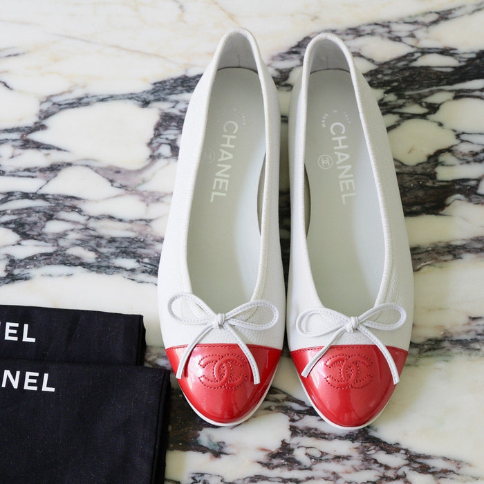 Chanel White Lambskin Red Patent CC Cap Toe Bow Ballet Flats Size 36