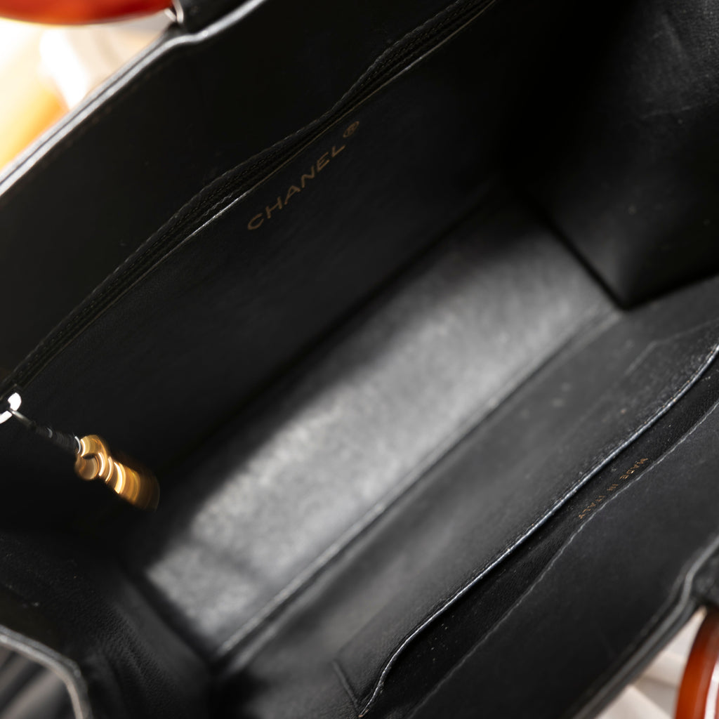 CHANEL Rare Vintage Tortoiseshell Ring Handle Bag 1997-1999