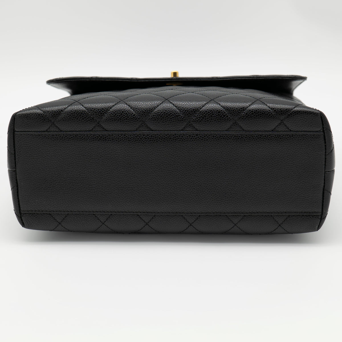 CHANEL Vintage Caviar Jumbo Kelly Flap 24K Gold Hardware A12397