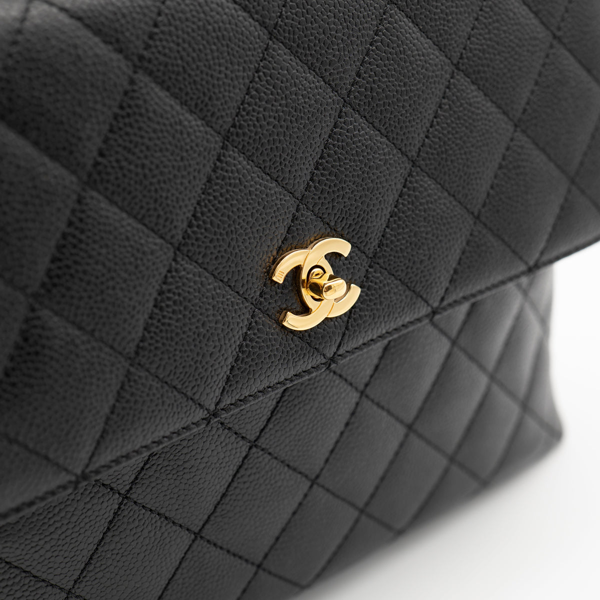 CHANEL Vintage Caviar Jumbo Kelly Flap 24K Gold Hardware A12397