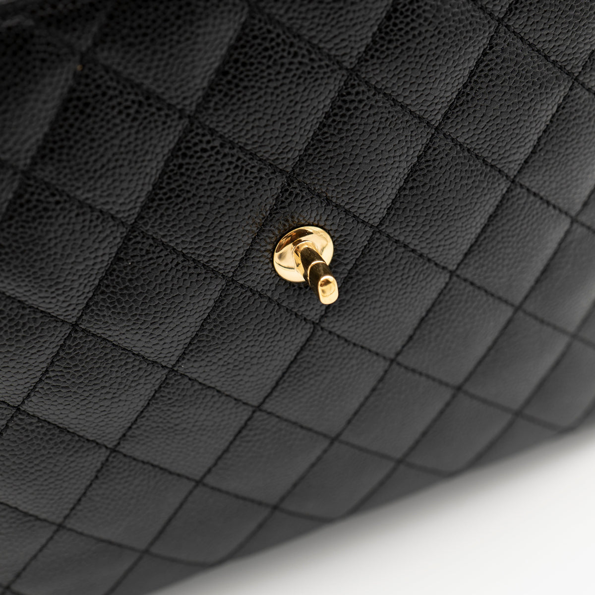 CHANEL Vintage Caviar Jumbo Kelly Flap 24K Gold Hardware A12397