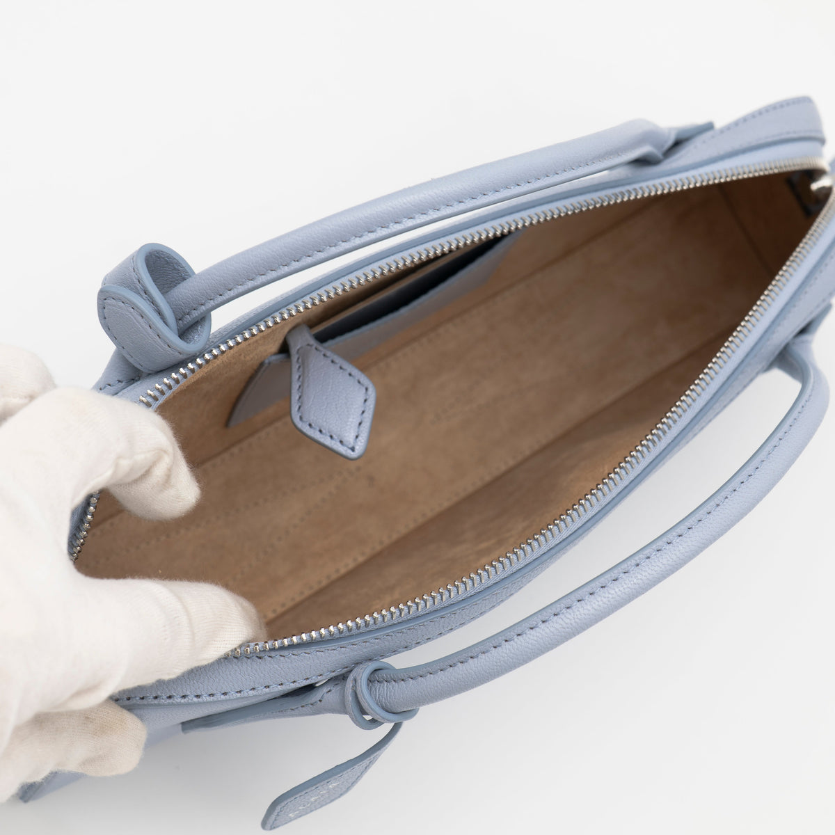 Alaïa Le Teckel Top Handle Clutch Bleu Delave