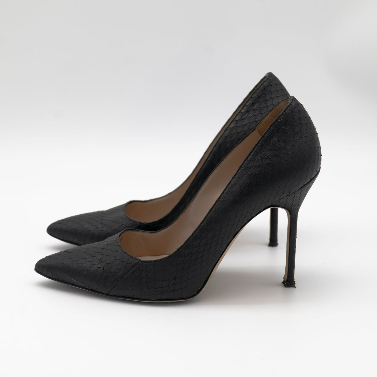 Manolo Blahnik Snakeskin Embossed BB 105 Size 36