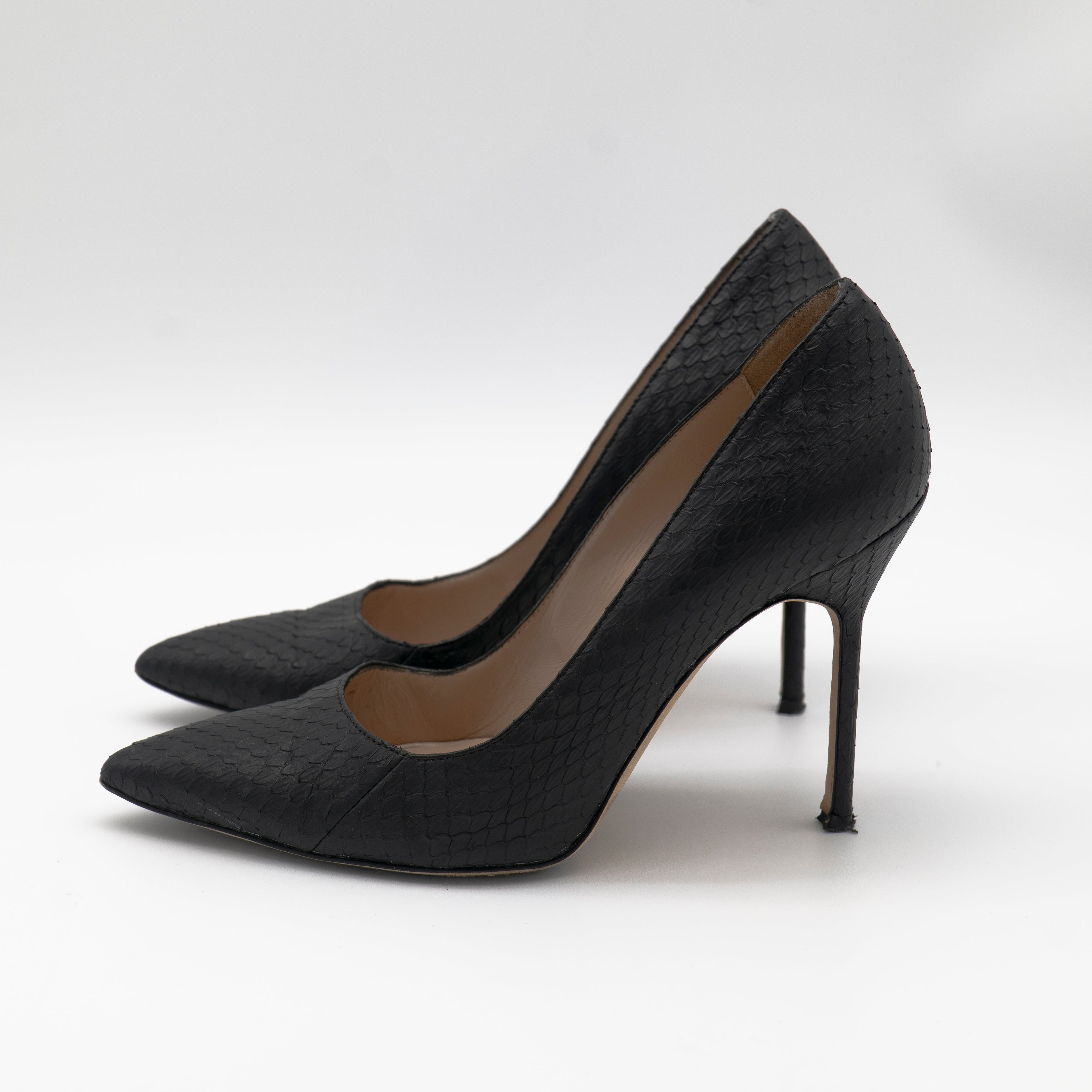 Manolo Blahnik Snakeskin Embossed BB 105 Size 36