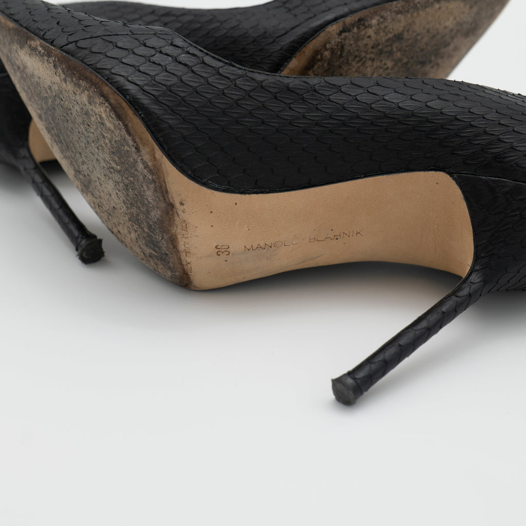 Manolo Blahnik Snakeskin Embossed BB 105 Size 36