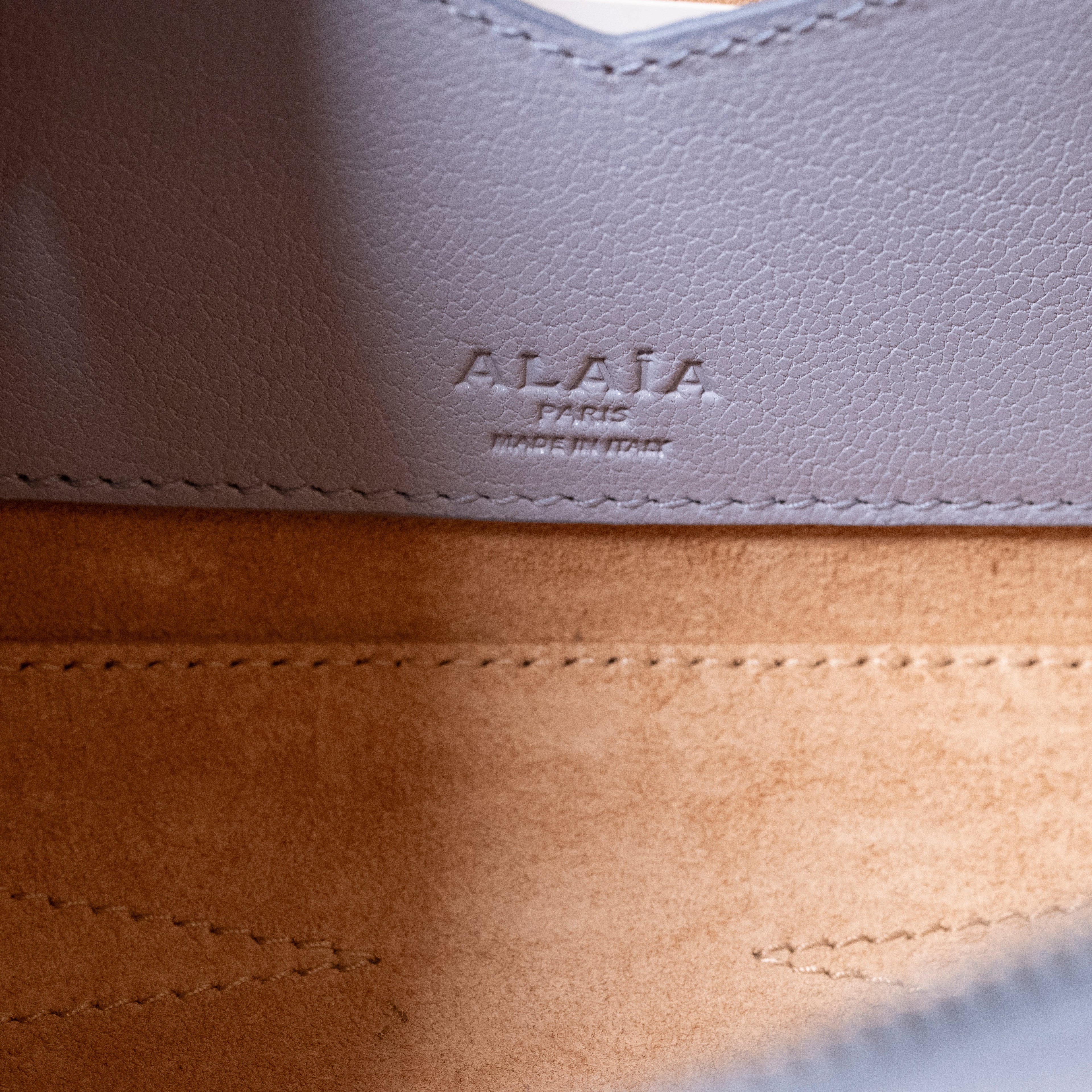 Alaïa Le Teckel Top Handle Clutch Bleu Delave