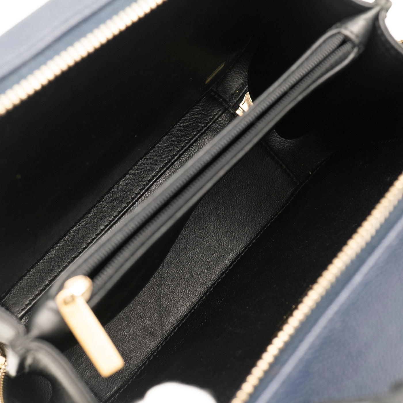 CHANEL Medium Filigree Vanity Case Navy/Black A93343 VIP