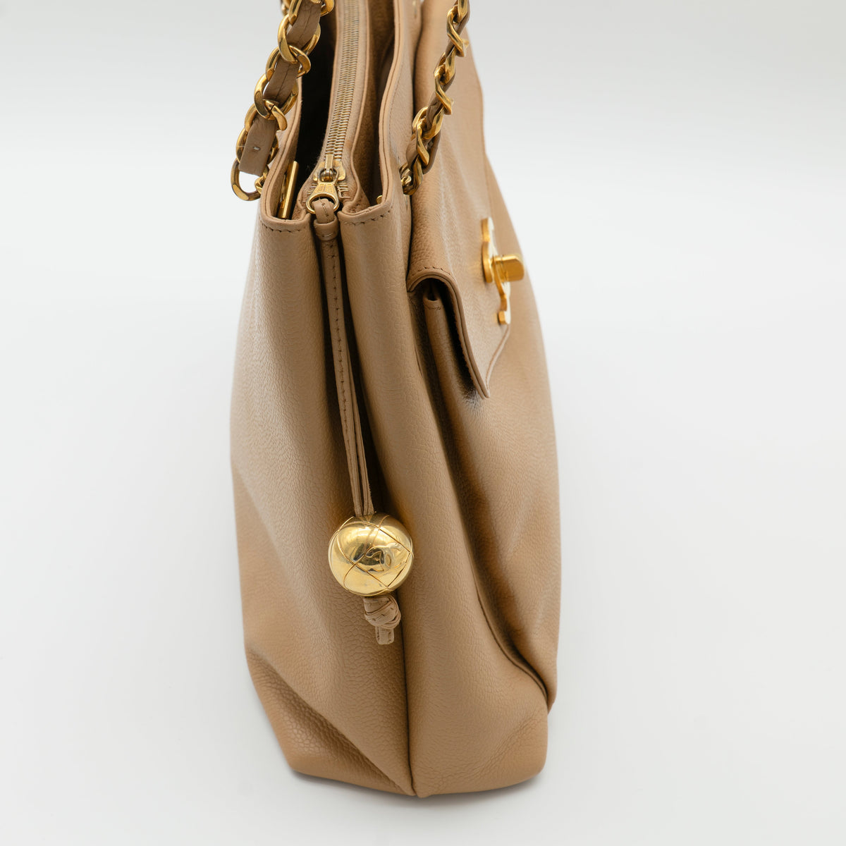 CHANEL Vintage Beige Caviar 24K Gold-Plated CC Turnlock Shoulder Bag