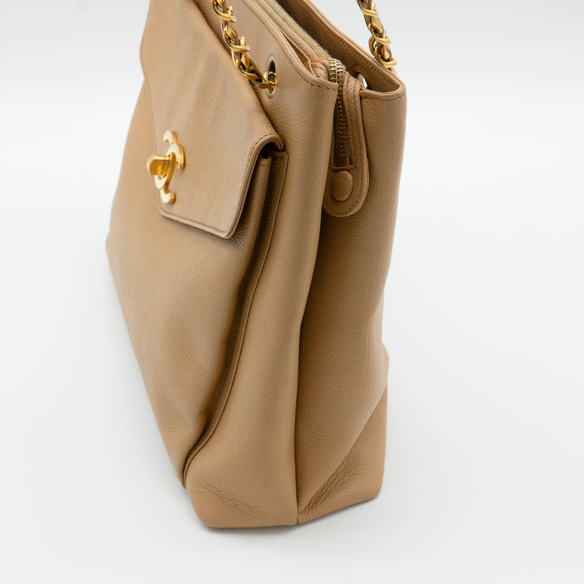 CHANEL Vintage Beige Caviar 24K Gold-Plated CC Turnlock Shoulder Bag