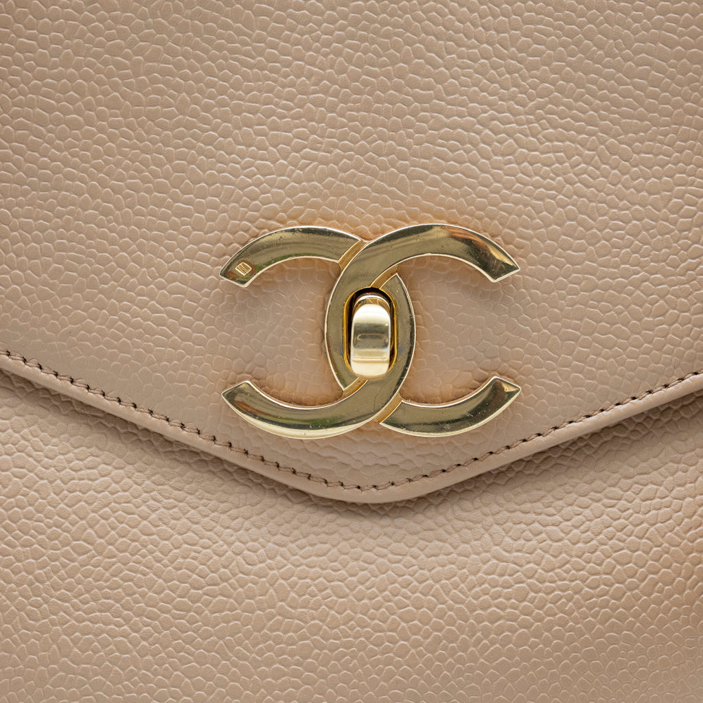 CHANEL Vintage Beige Caviar 24K Gold-Plated CC Turnlock Shoulder Bag