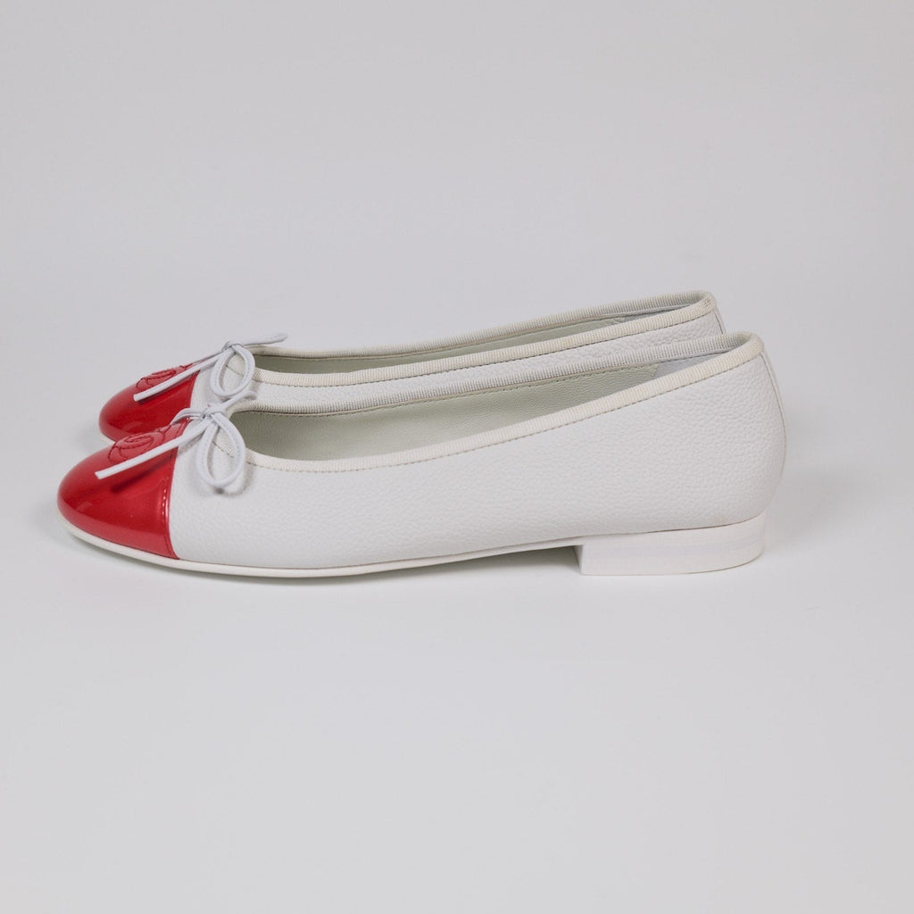 Chanel White Lambskin Red Patent CC Cap Toe Bow Ballet Flats Size 36