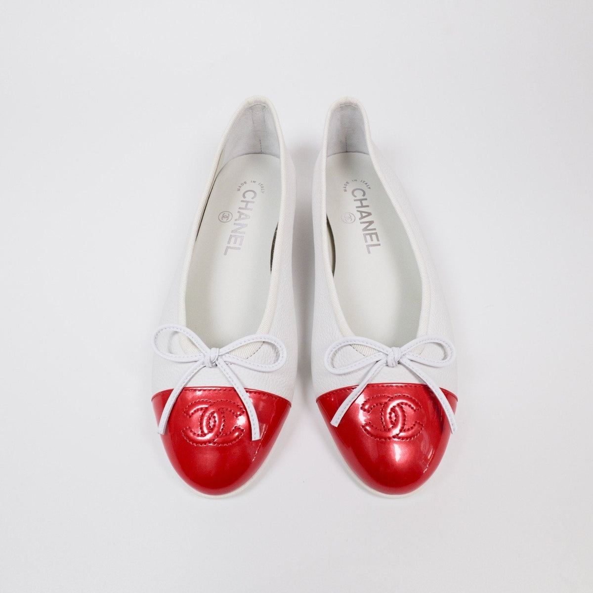 Chanel White Lambskin Red Patent CC Cap Toe Bow Ballet Flats Size 36