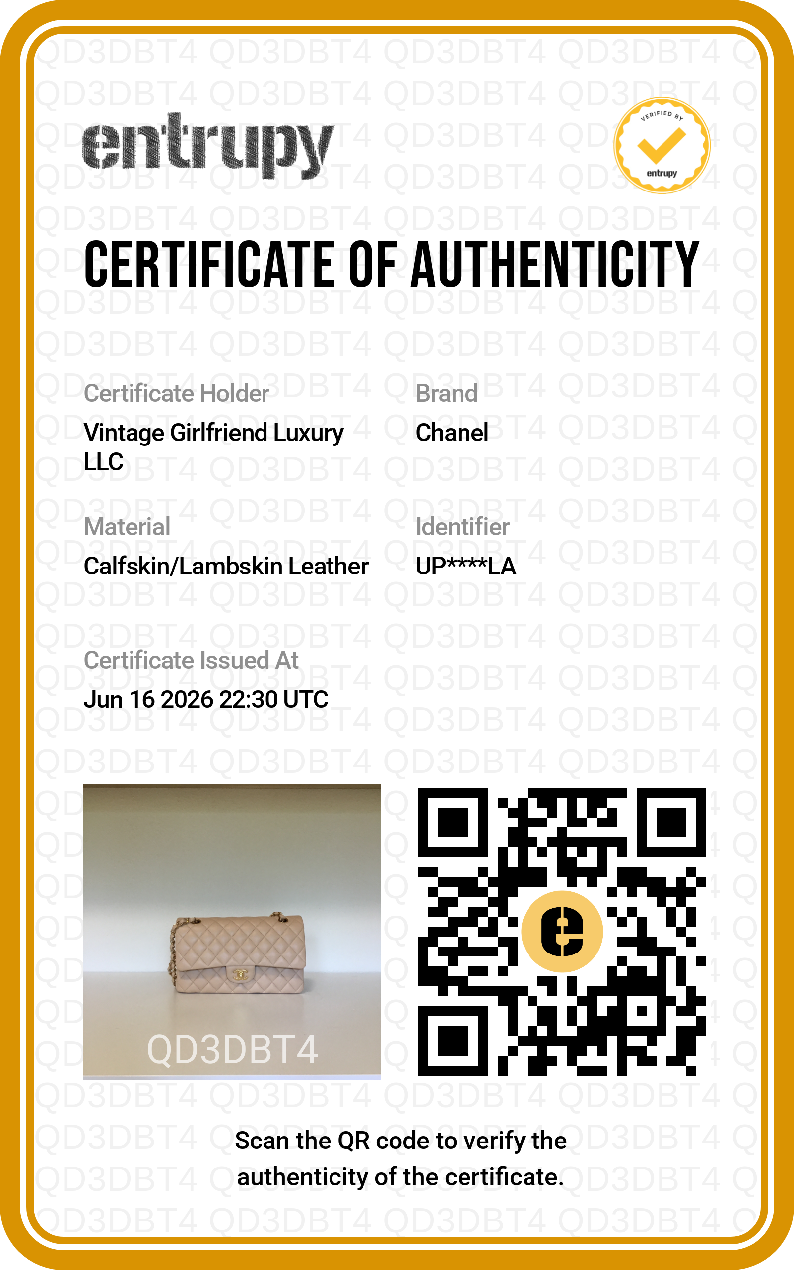 NEW CHANEL Medium Classic Flap Beige Clair Lambskin Quilted Gold Hardware Full Set