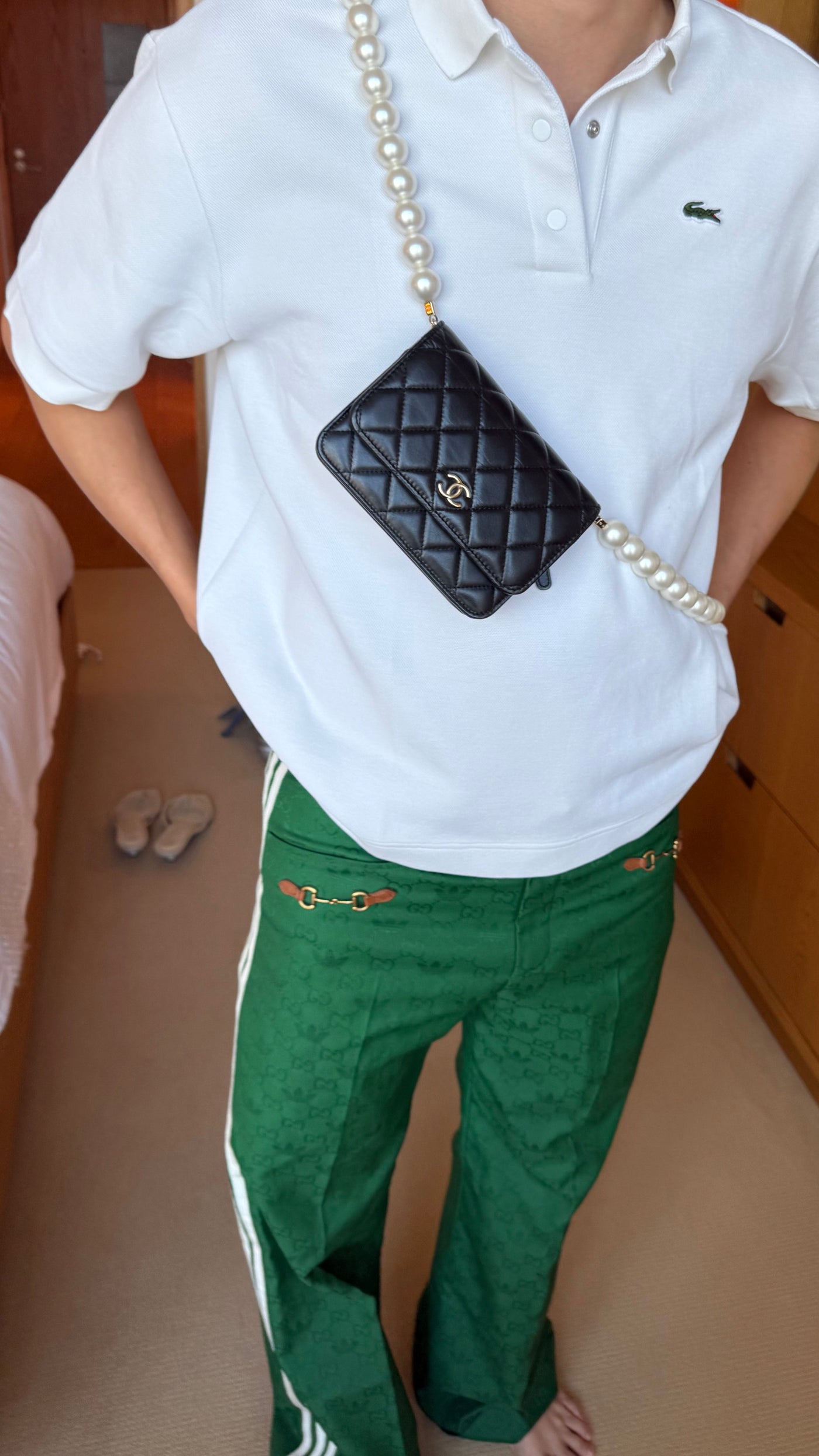 CHANEL Maxi Pearls Clutch with Chain Light Gold Hardware Full Set VIP