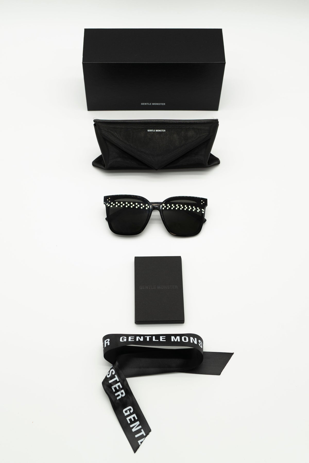 Gentle Monster Her 01 Unisex Square Sunglasses Full Set