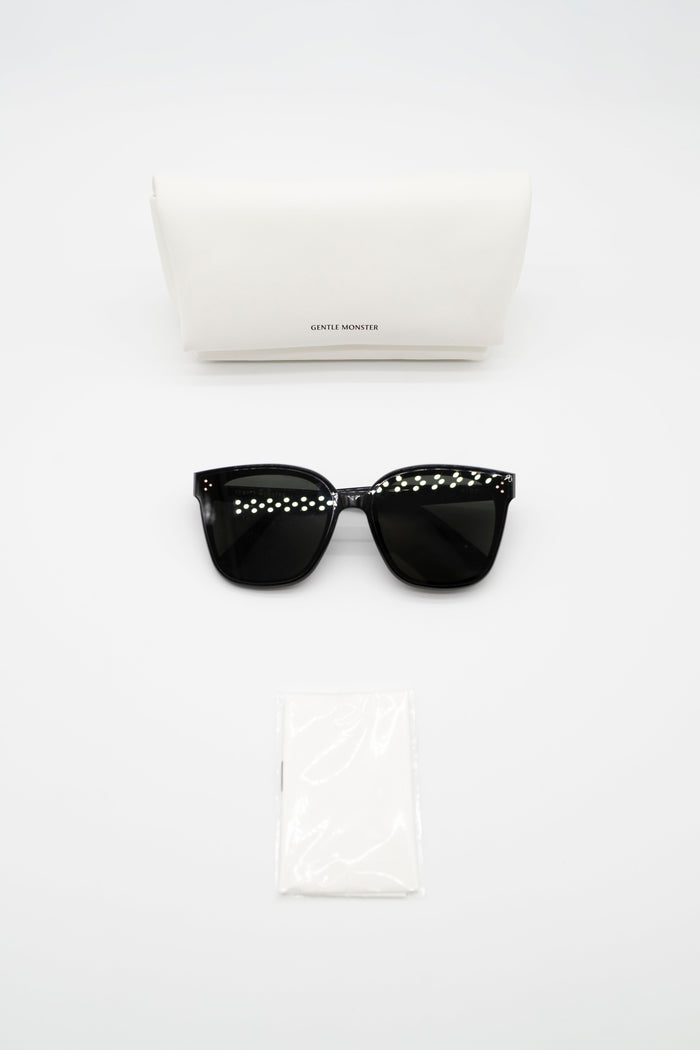 Gentle Monster Rick 01 Black Square Sunglasses