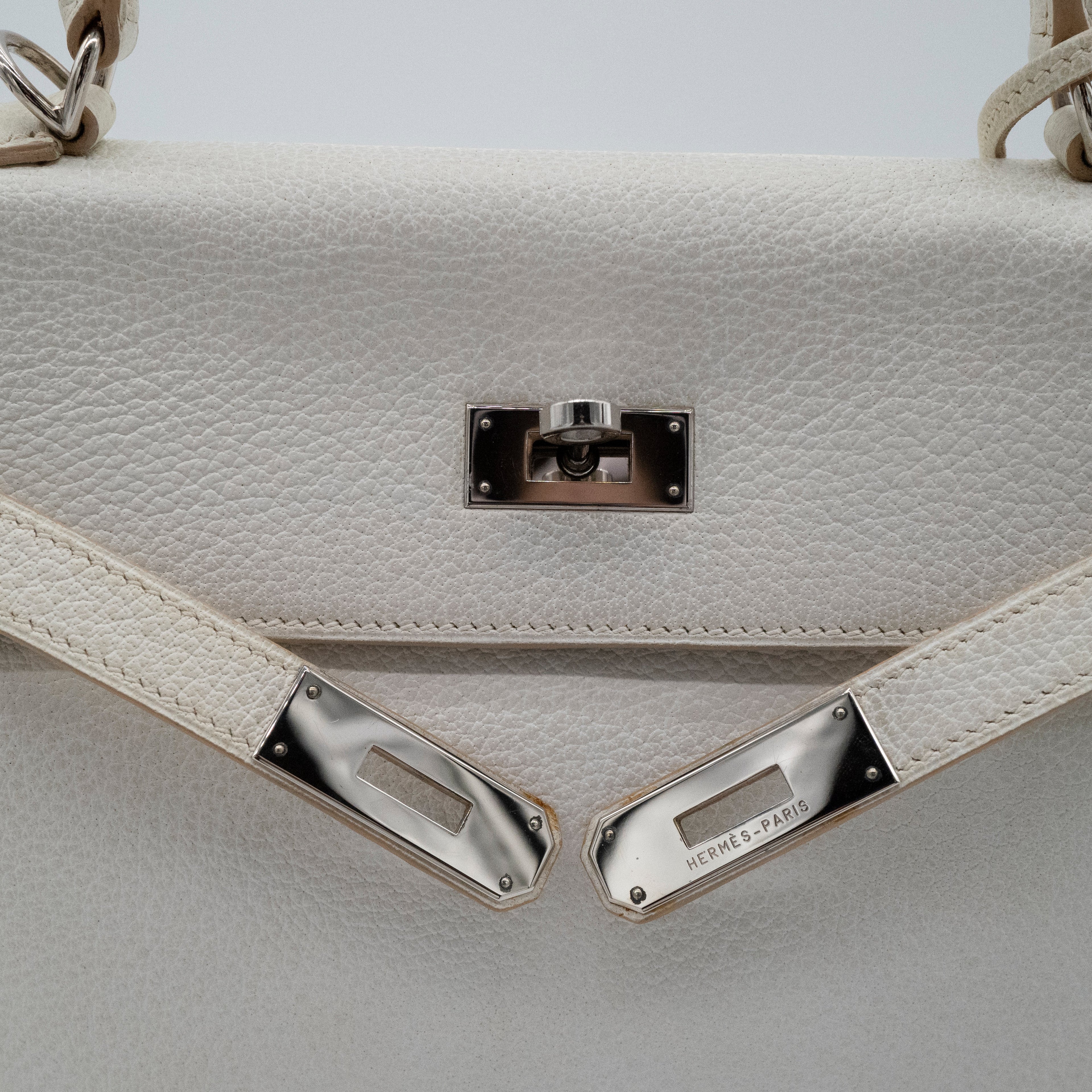 *Rare* Hermès Kelly 32 Retourné Dalmatian White Buffalo Skipper Palladium Hardware 2001