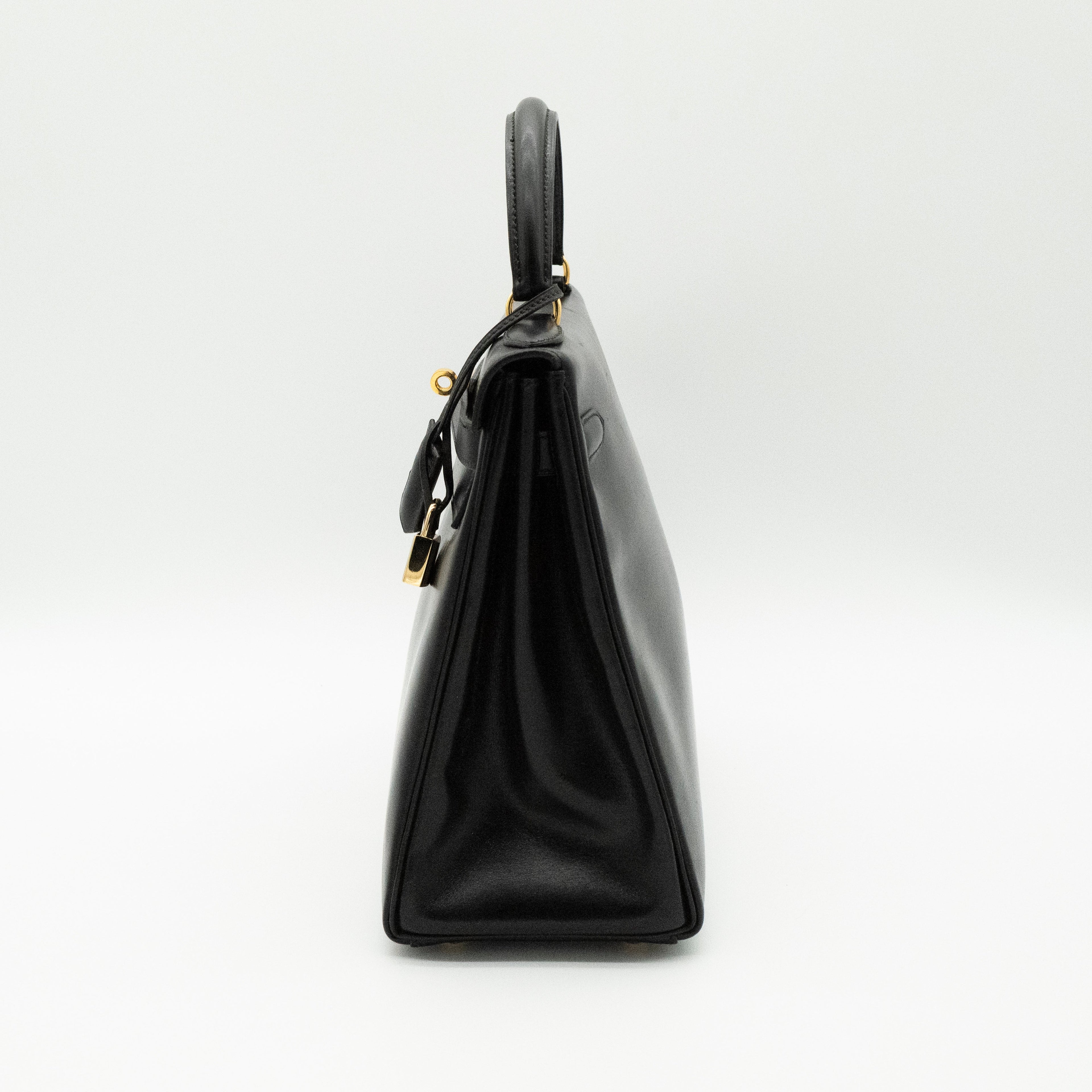Hermès Vintage Noir Box Calf Kelly 32 Retourné Gold Hardware 1993