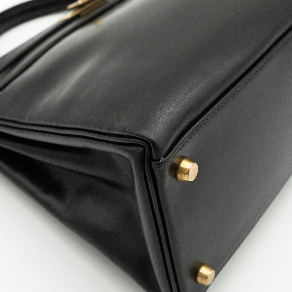 Hermès Vintage Noir Box Calf Kelly 32 Retourné Gold Hardware 1993