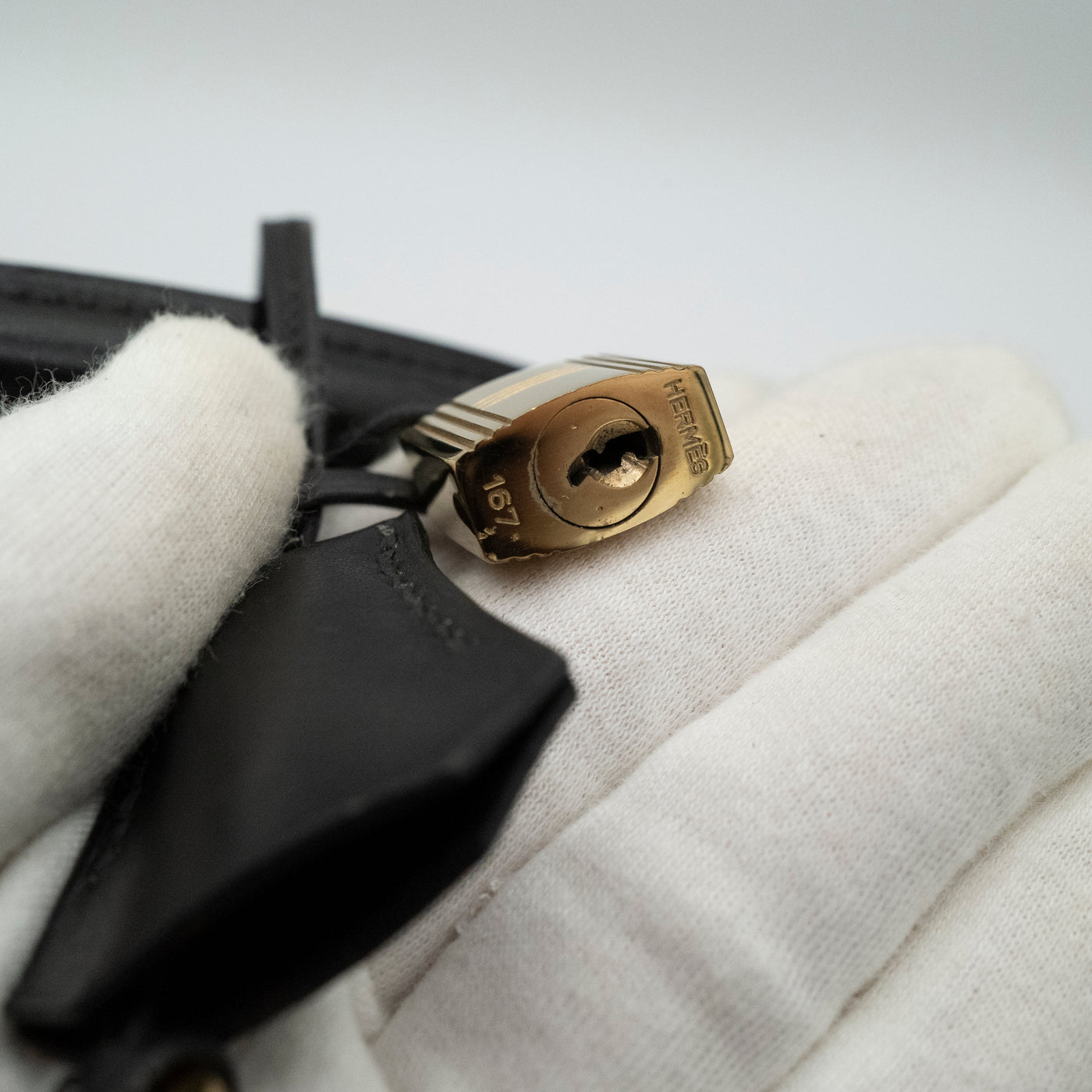 Hermès Vintage Noir Box Calf Kelly 32 Retourné Gold Hardware 1993 VIP