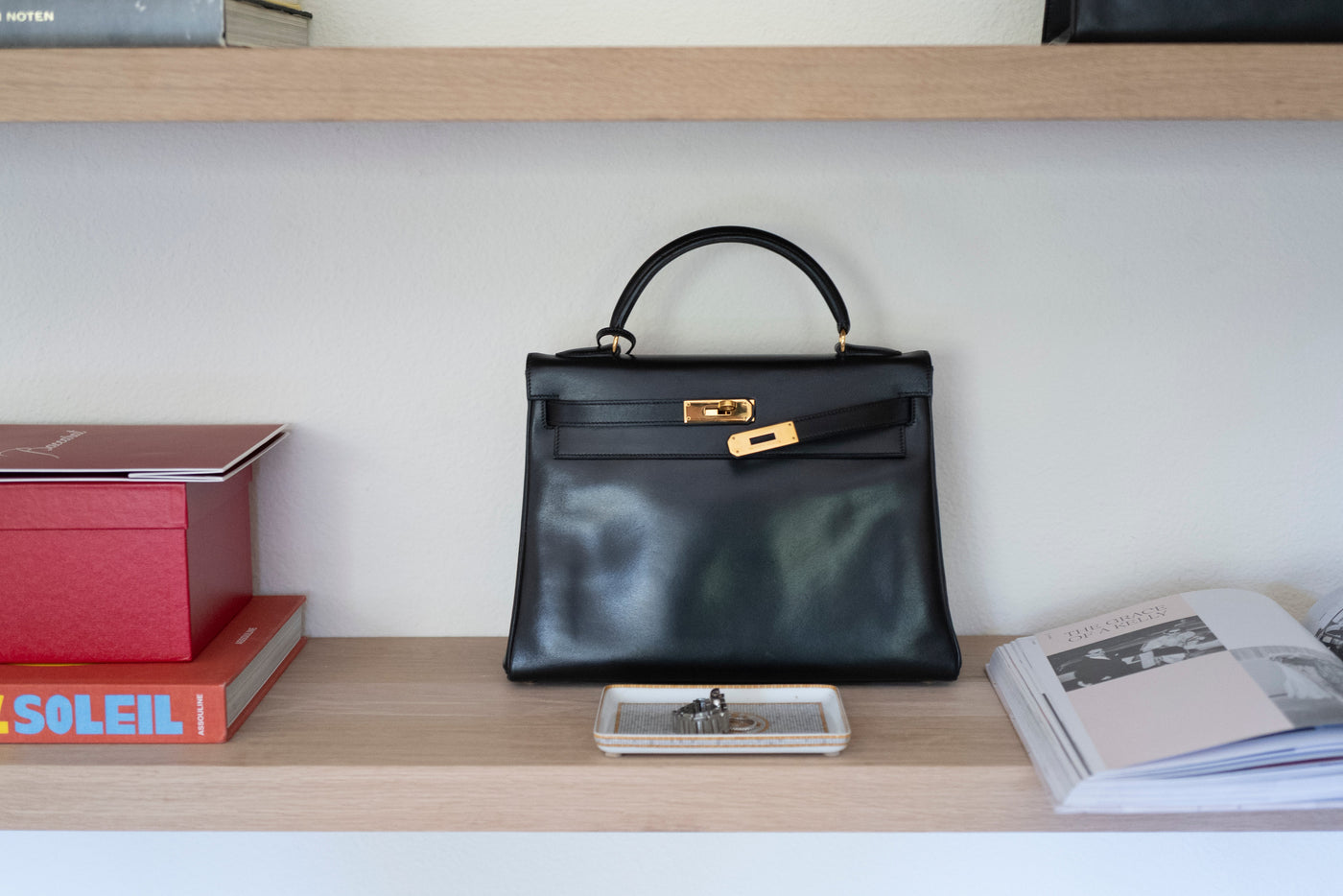 Hermès Vintage Noir Box Calf Kelly 32 Retourné Gold Hardware 1993 VIP