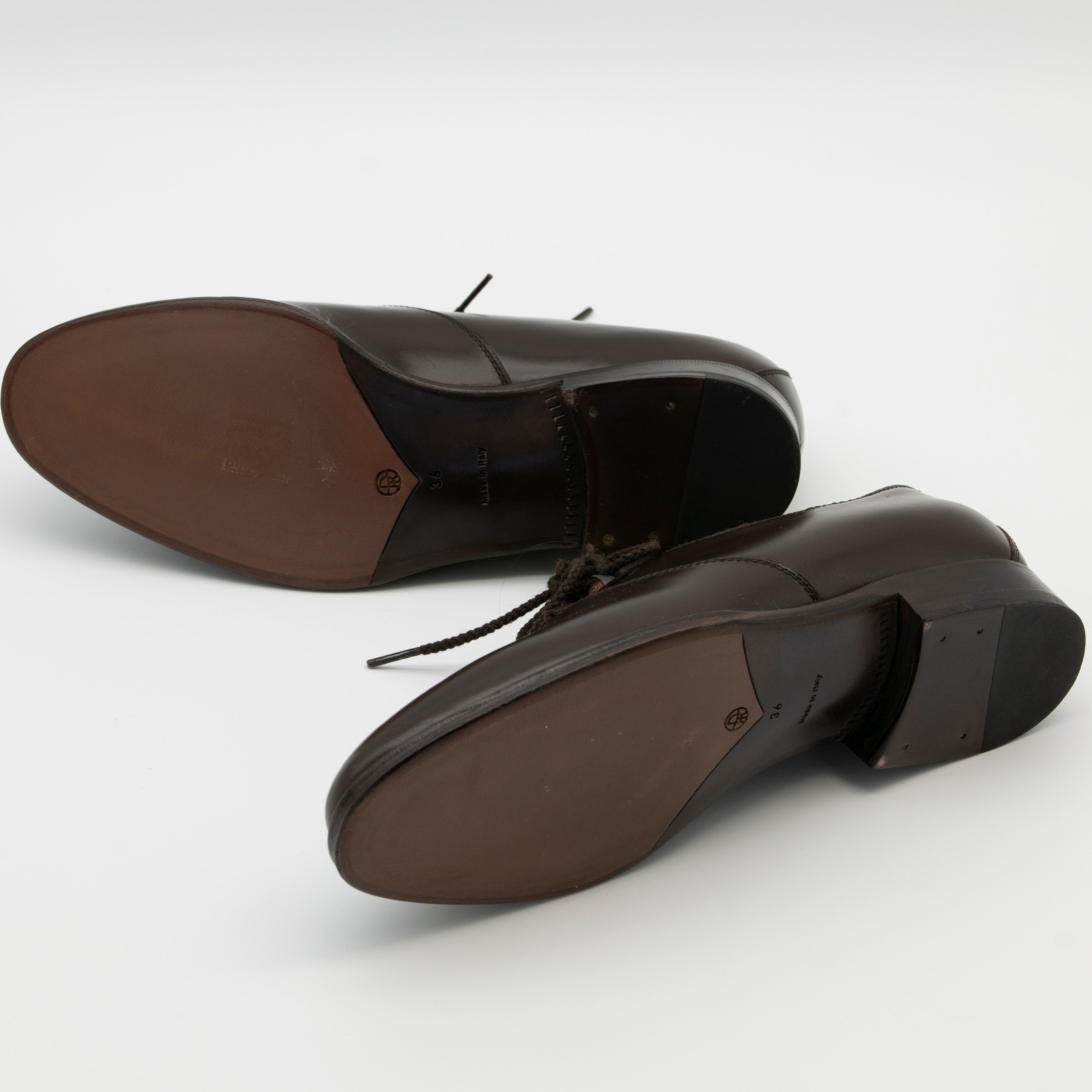 The Row Grant Leather Oxfords IT 36