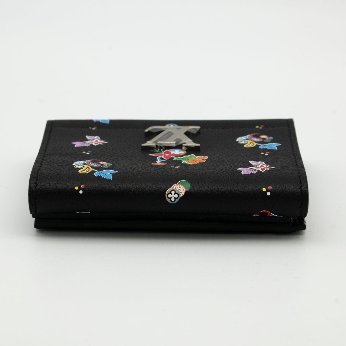 Louis Vuitton Limited Edition Flowers Portefeuille LockMe II Compact Wallet M62081 TA4147