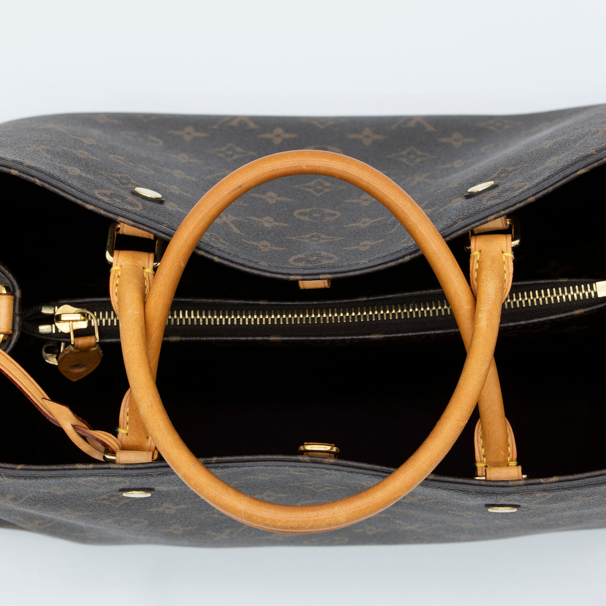 Louis Vuitton Monogram Montaigne GM M41056