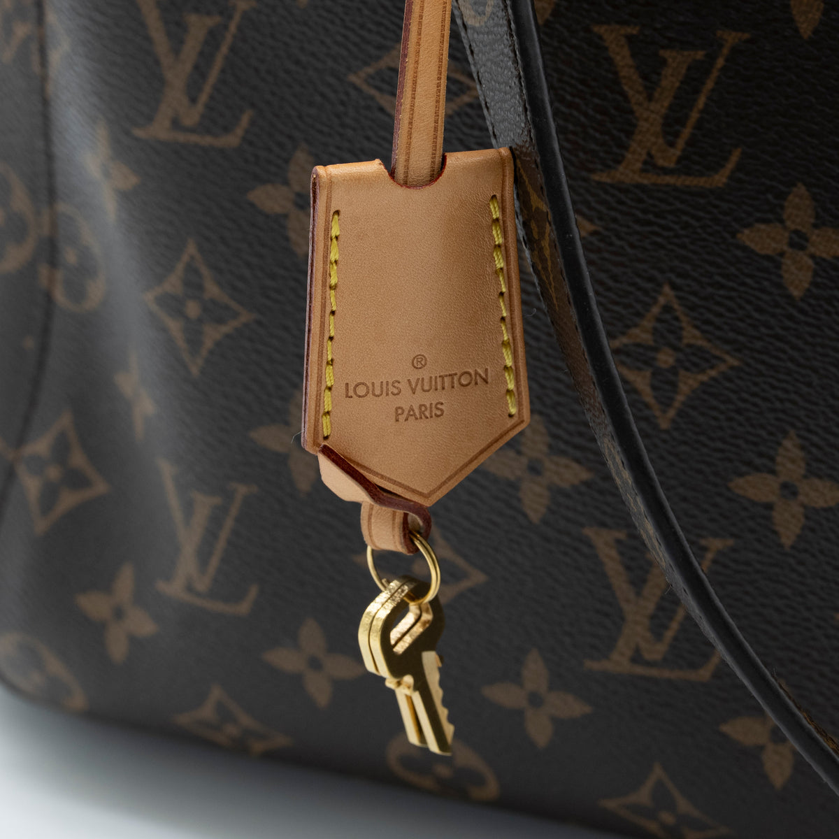 Louis Vuitton Monogram Montaigne GM M41056