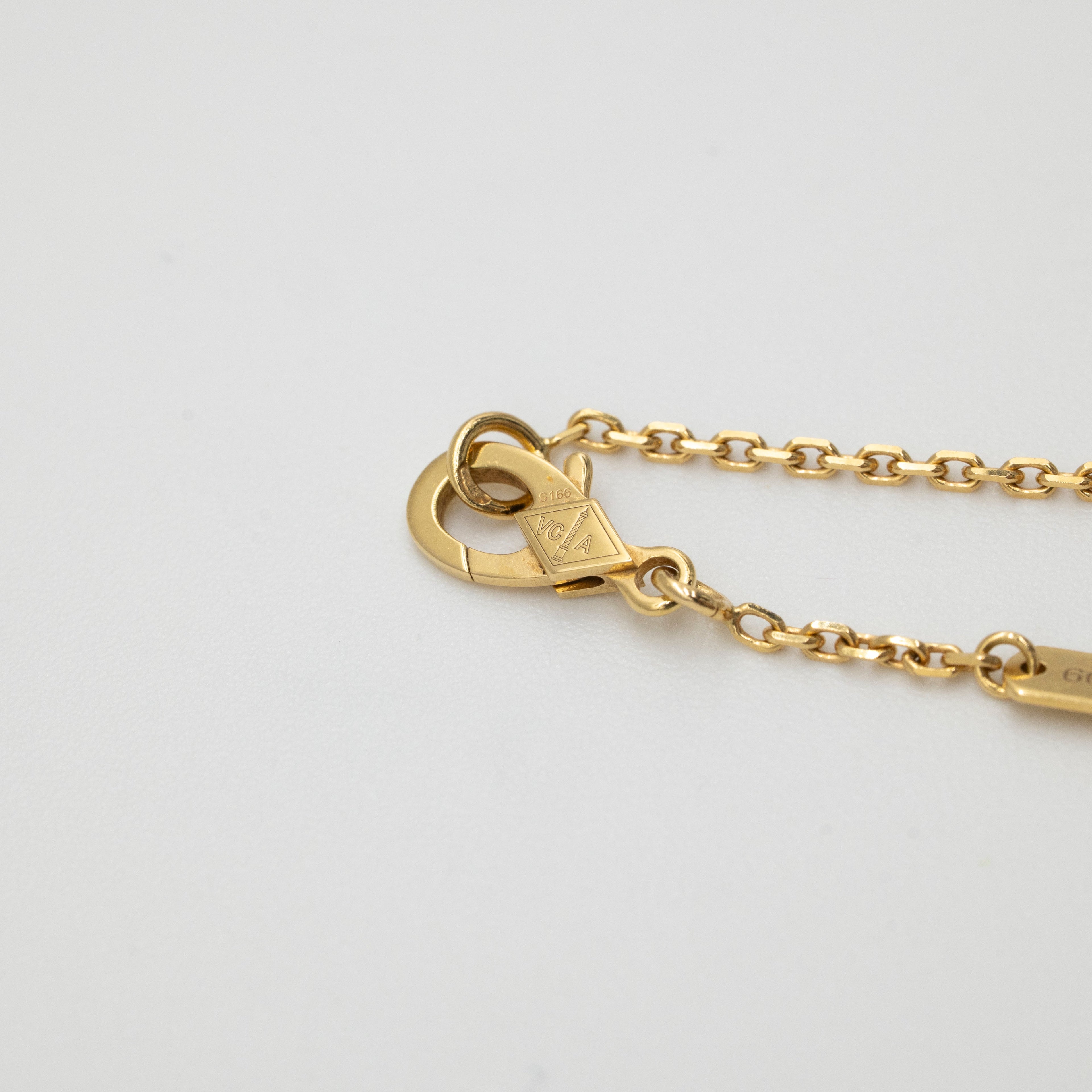 Van Cleef & Arpels Mother of Pearl Vintage Alhambra Necklace 18K Yellow Gold Full Set