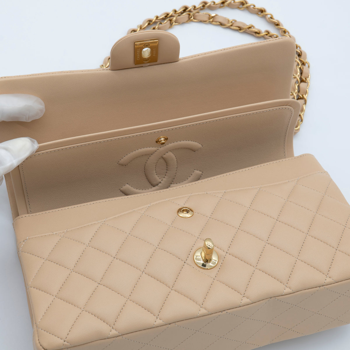 NEW CHANEL Medium Classic Flap Beige Clair Lambskin Quilted Gold Hardware Full Set