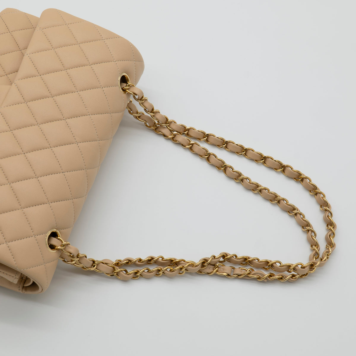 NEW CHANEL Medium Classic Flap Beige Clair Lambskin Quilted Gold Hardware Full Set
