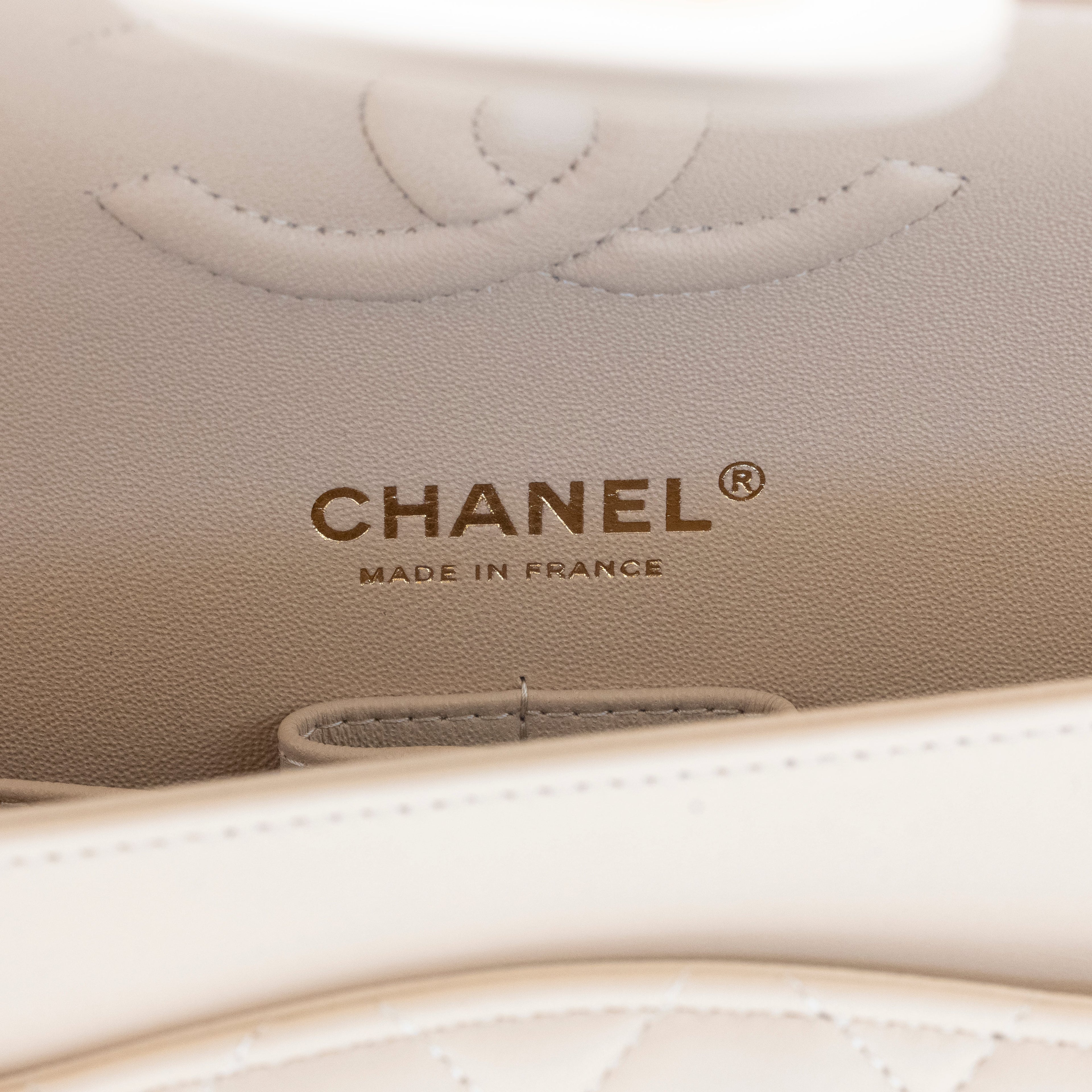 NEW CHANEL Medium Classic Flap Beige Clair Lambskin Quilted Gold Hardware Full Set