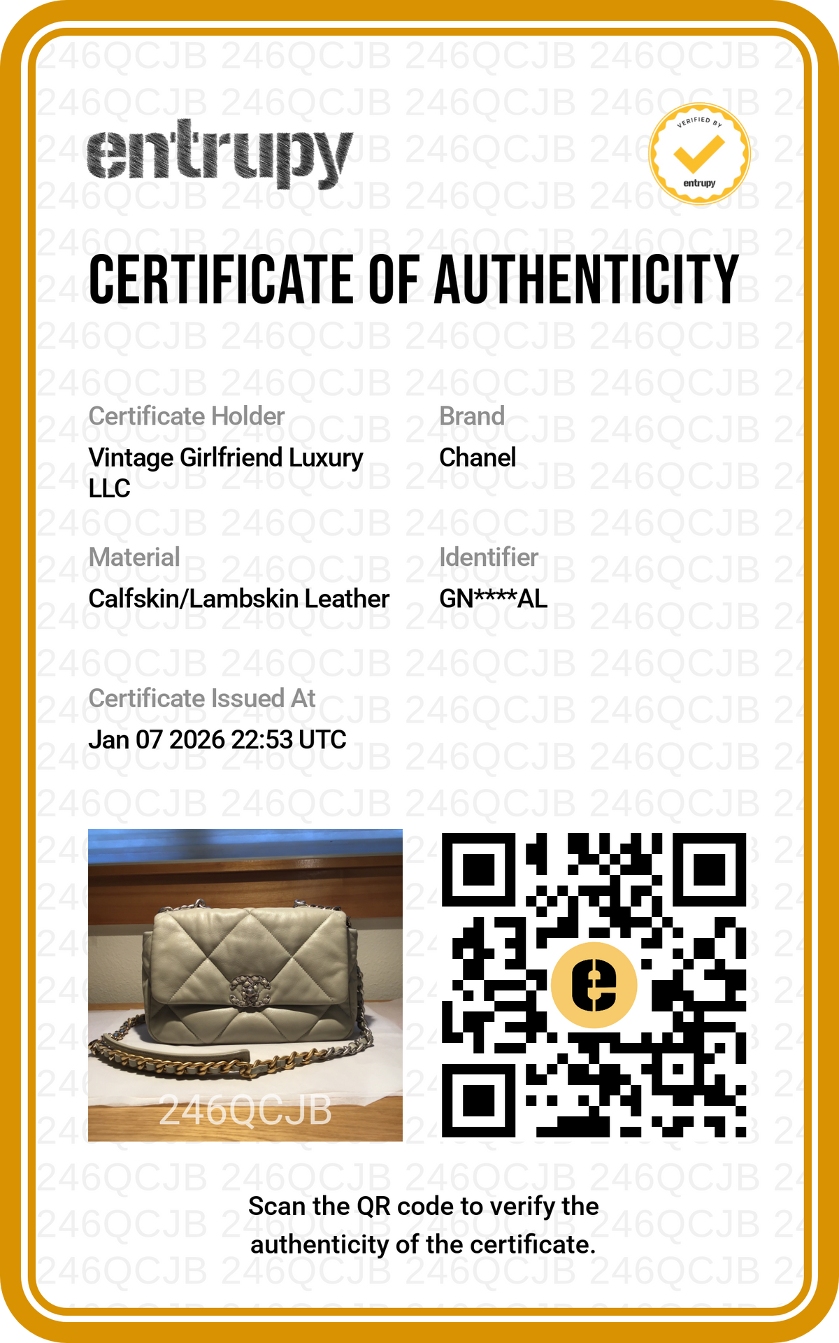 CHANEL 19 Medium 22C Light Gray Lambskin Quilted Mixed HW