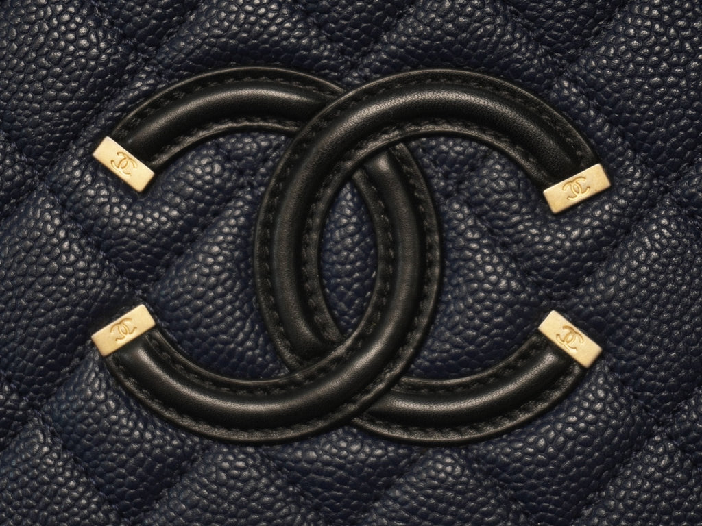 CHANEL Medium Filigree Vanity Case Navy/Black A93343