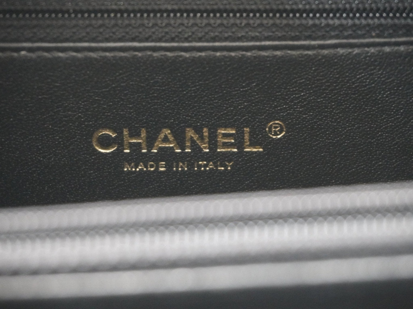 CHANEL Medium Filigree Vanity Case Navy/Black A93343 VIP