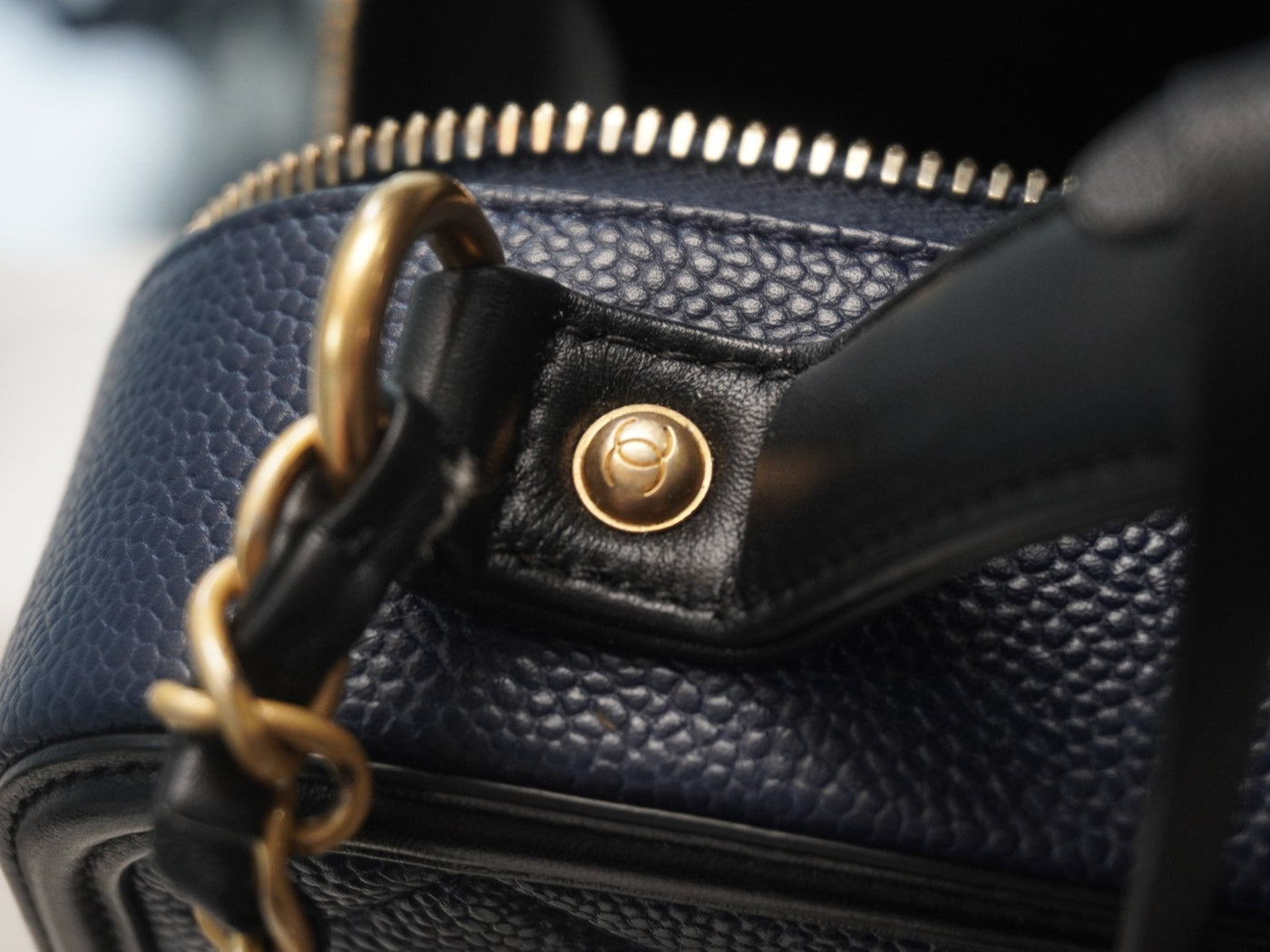 CHANEL Medium Filigree Vanity Case Navy/Black A93343 VIP
