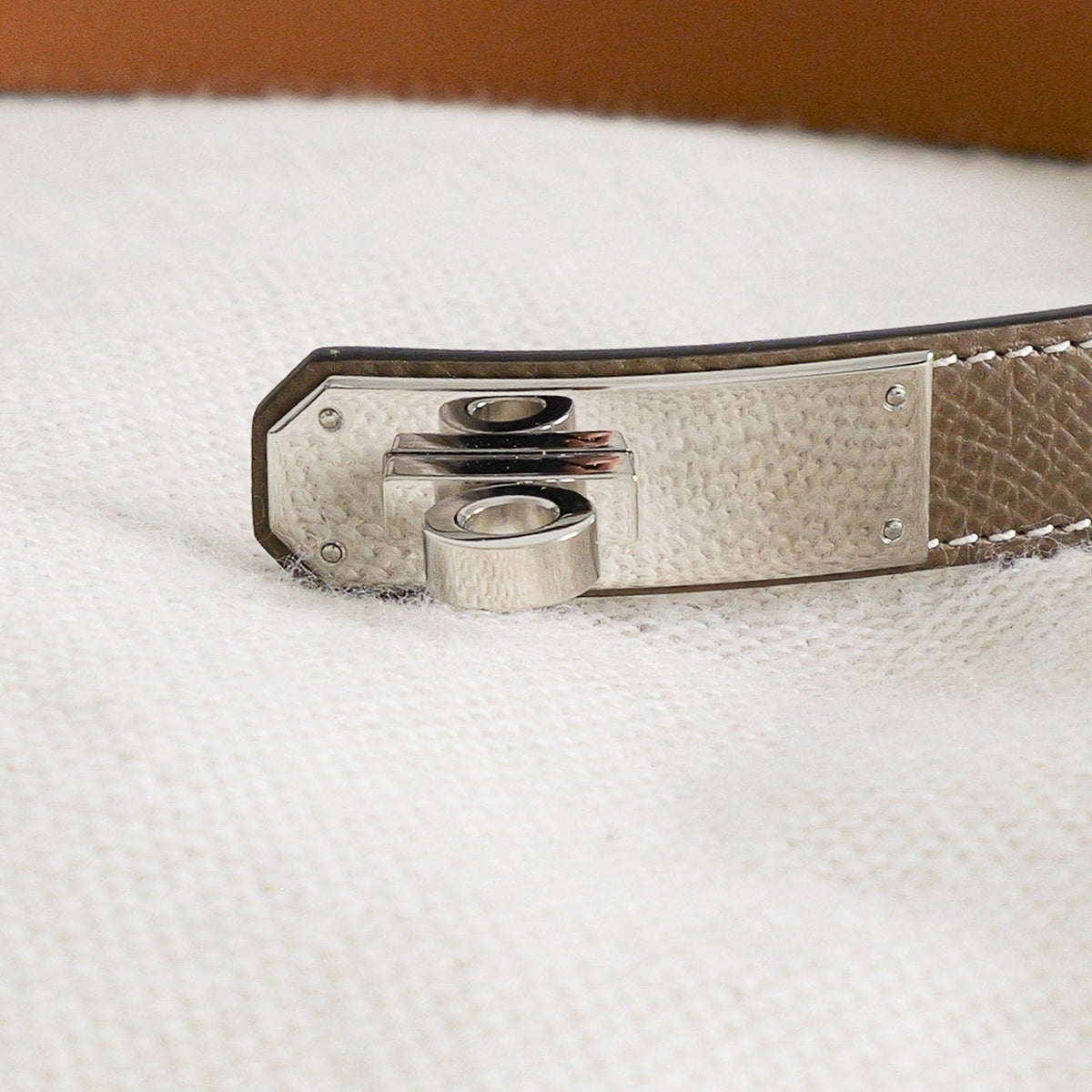 Hermès Kelly 18 Belt Etoupe Epsom Leather Palladium Hardware U 2022